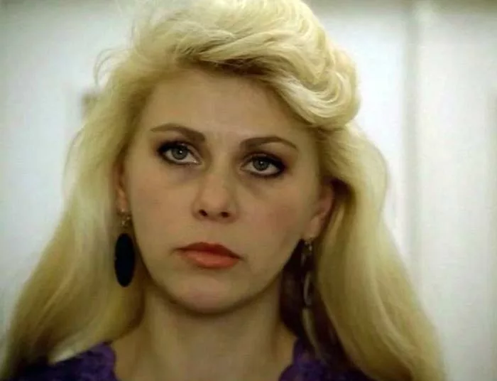 Инна Усович в фильме Вальсирующие наверняка