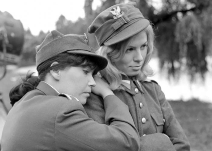 Ирена Карел в фильме Девичий заговор