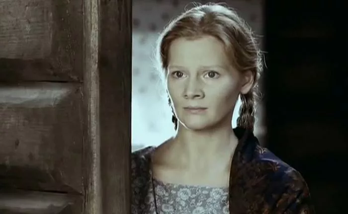 Ирина Латушко в сериале Две зимы и три лета