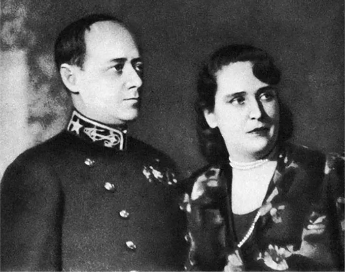 Иван Исаков и жена Ольга