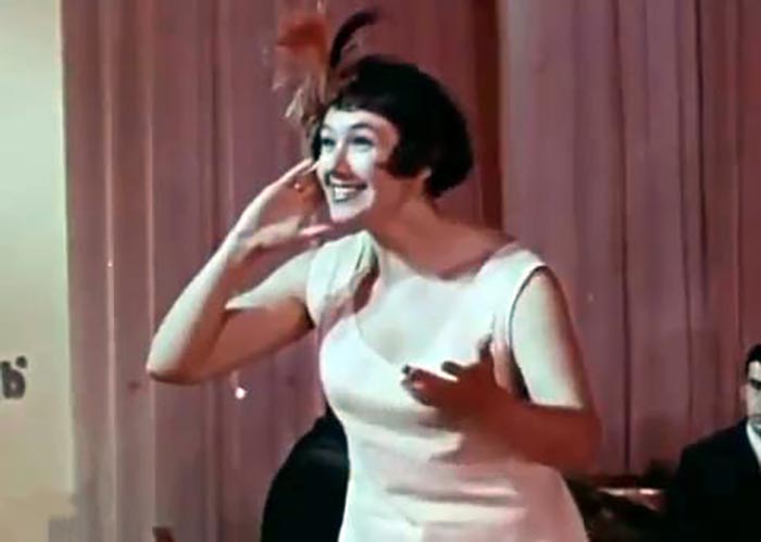 Изабелла Мень в фильме Смеханические приключения Тарапуньки и Штепселя