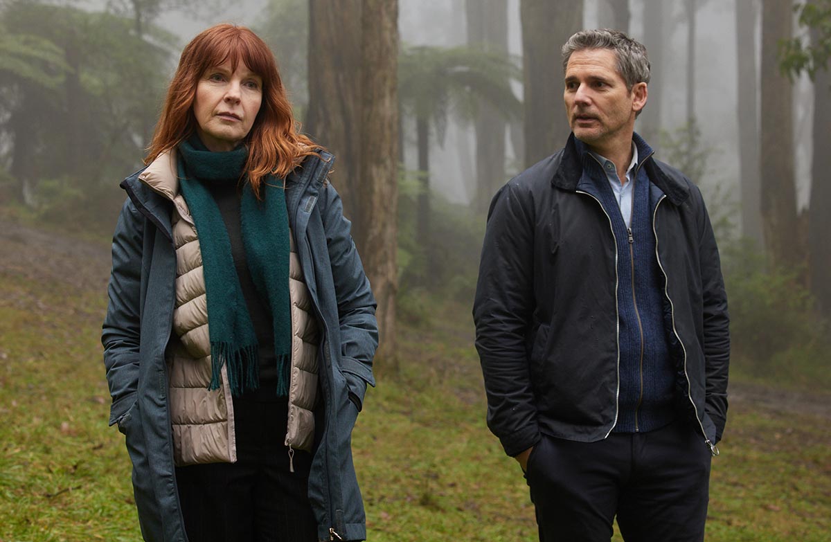 Жаклин МакКензи в фильме Город тайн Исчезнувшая