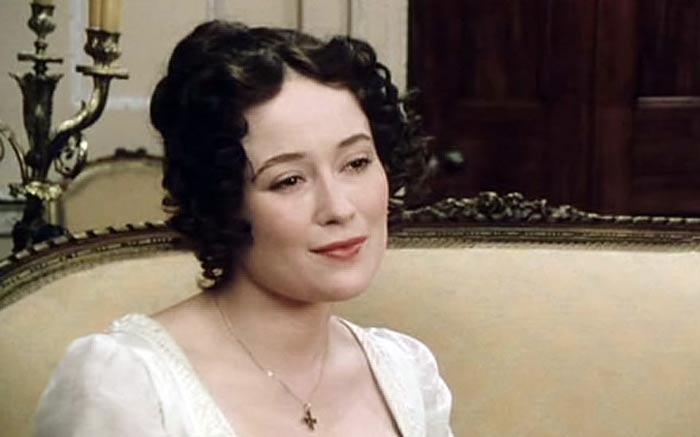 Дженнифер Эль в сериале Гордость и предубеждение