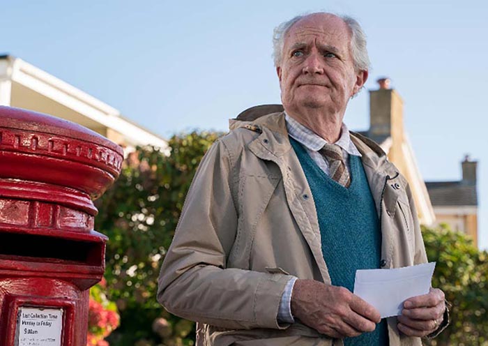 Джим Бродбент в фильме Вторая жизнь Гарольда Фрая