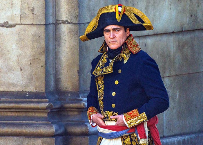 Хоакин Феникс в фильме Наполеон