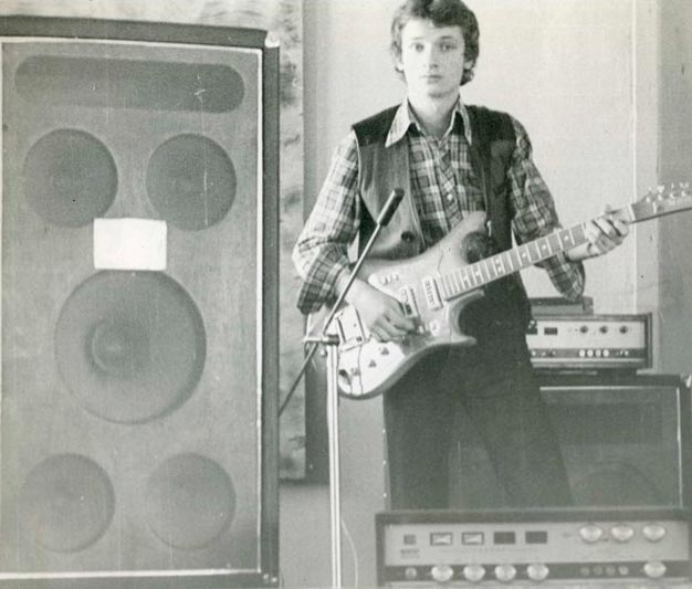 Музыкант Сергей Тупикин