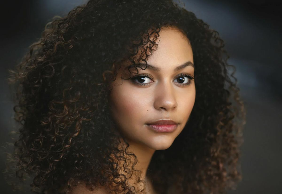 актриса Кассиус Нельсон