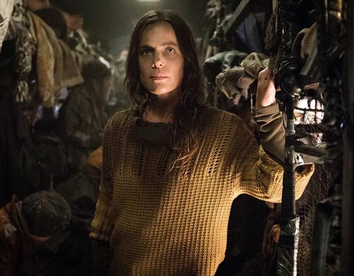 Кэти МакГиннесс в сериале Сквозь снег 2