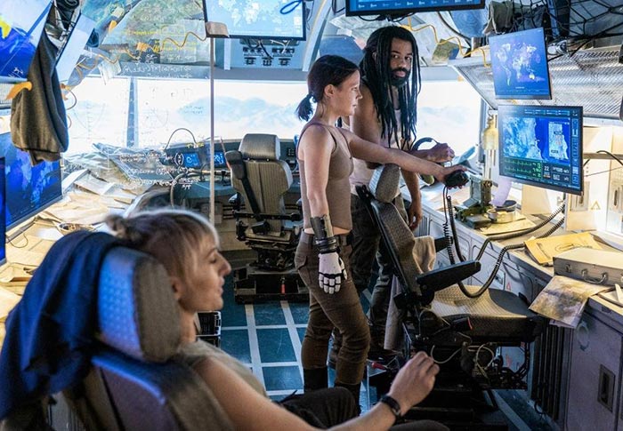 Кэти МакГиннесс в сериале Сквозь снег 5