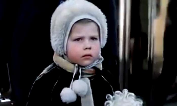 Катя Хорова в фильме Не было печали