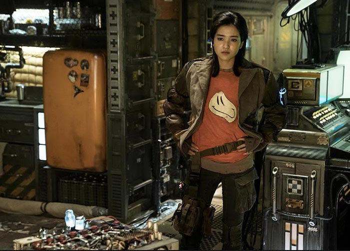 Ким Тхэ Ри в фильме Космические чистильщики