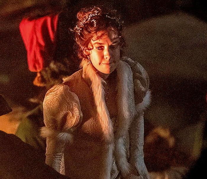 Ванесса Кирби в фильме Наполеон