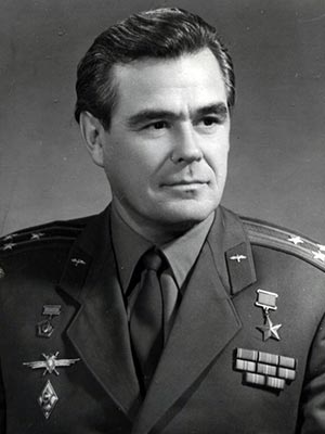 Василий Лазарев (космонавт)