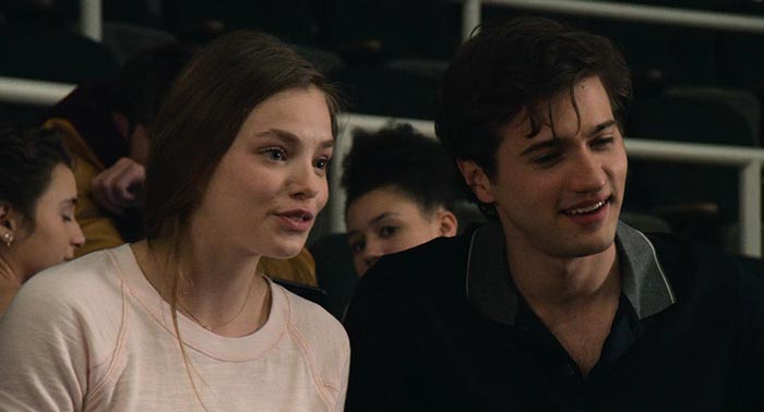 Кристин Фросет в сериале Общество