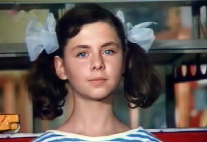 Лена Рябухина в фильме Петька в космосе