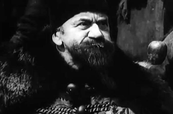 Леонид Леонидов в фильме Крылья холопа