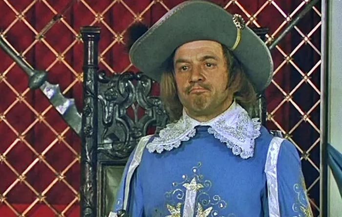 Лев Дуров в роли де Тревиля