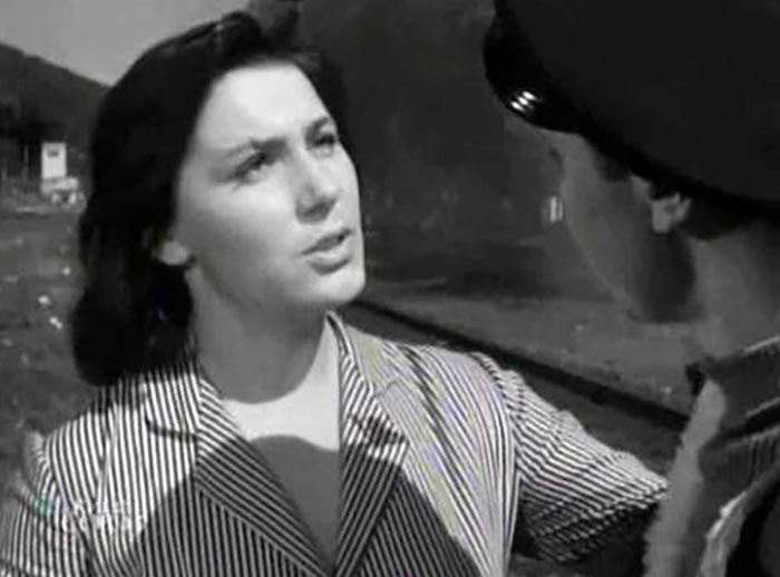 Людмила Люлько в фильме Водил поезда машинист