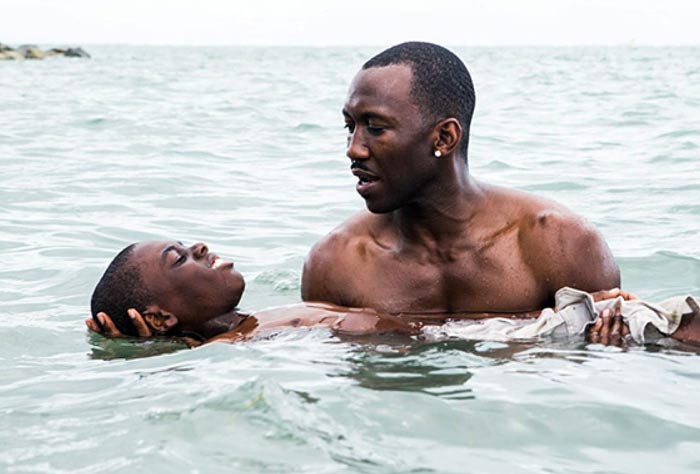 Махершала Али в фильме Лунный свет