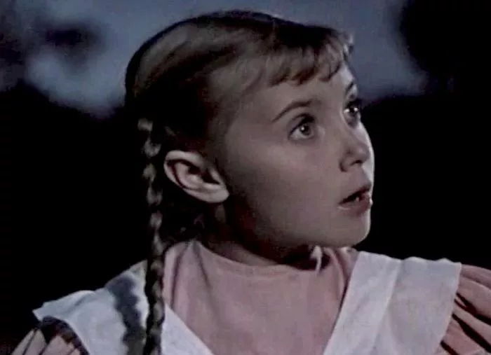 Марина Куракова в фильме Слепой музыкант