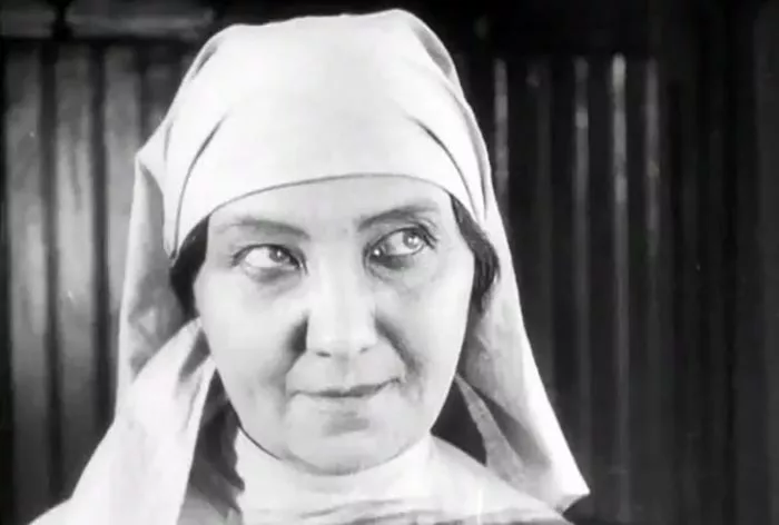 Мария Яроцкая в фильме Третья Мещанская