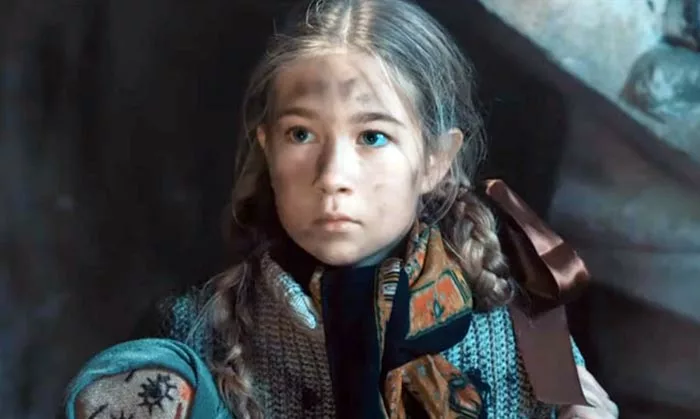 Майя Кузьмишина в сериале По законам военного времени