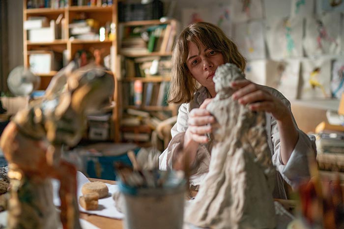 Мишель Уильямс в фильме Появление