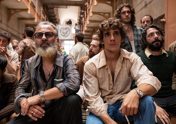 Мигель Эрран в фильме Тюрьма 77