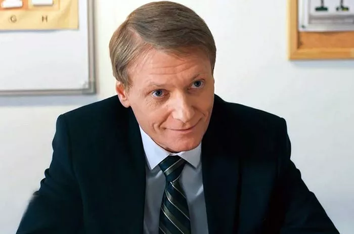 Михаил Тощев в сериале Старые кадры