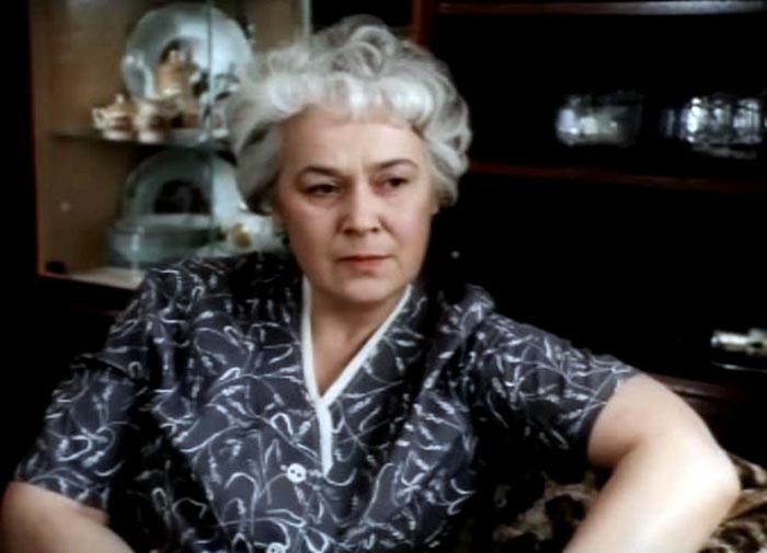 Надежда Семенцова в фильме Вот такая история