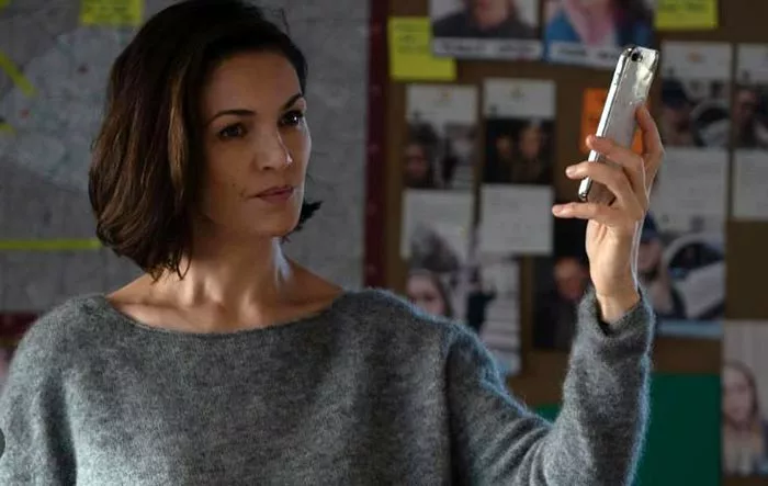 Жалаңаш Надя Фарес Жалаңаш Надя Фарес