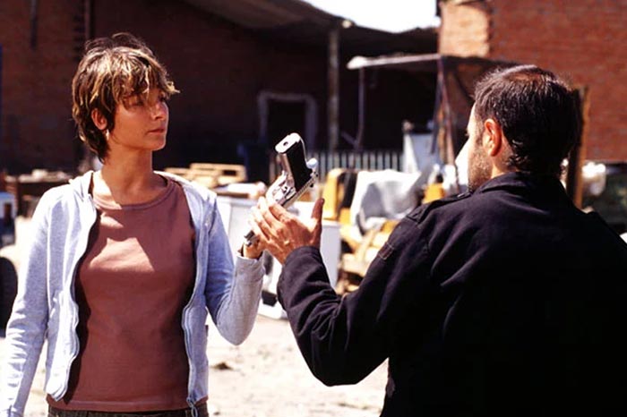 Найва Нимри в фильме Утопия