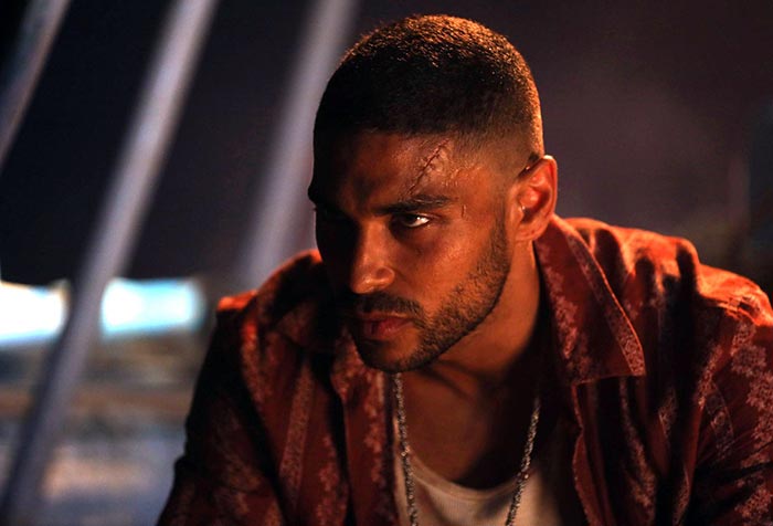 Насим Си-Амед в фильме Чужак