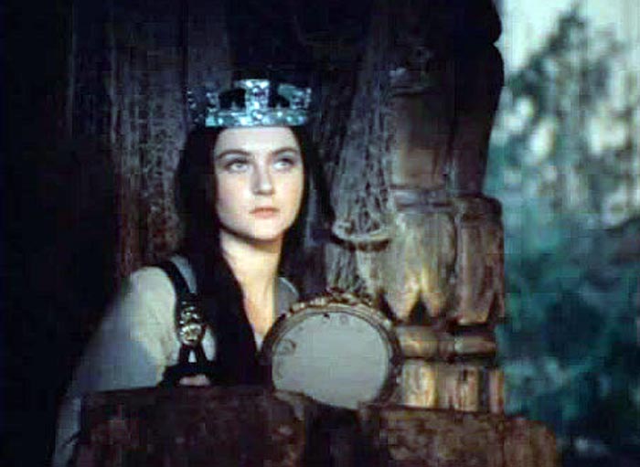 Наталья Хренникова в фильме Руслан и Людмила