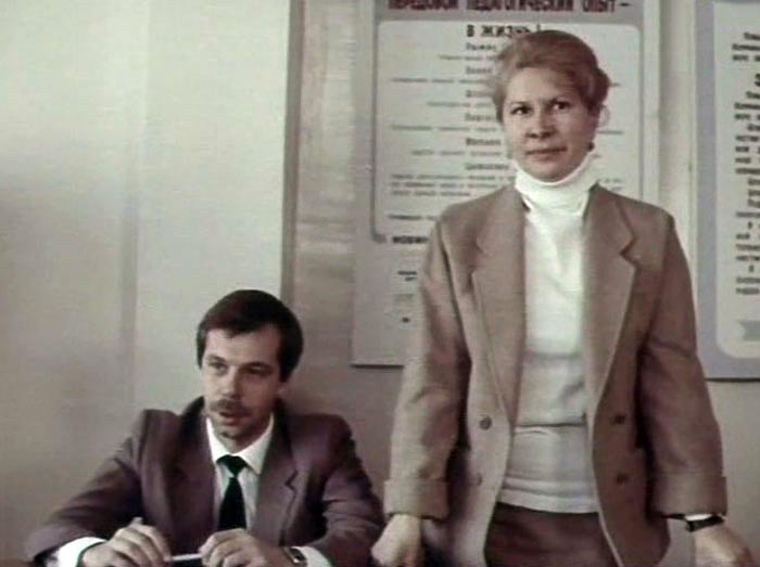 Нелли Ильина-Гуцол в фильме Малявкин и компания