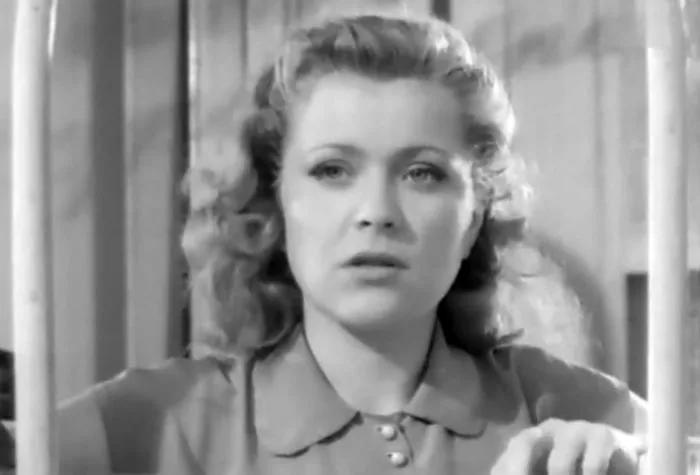 Нелли Корнеева в фильме Наши соседи