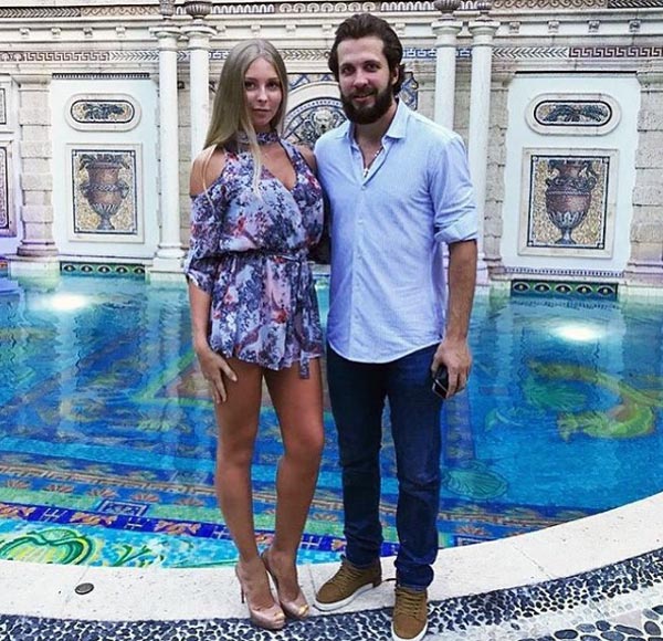 Никита Кучеров с женой Анастасией