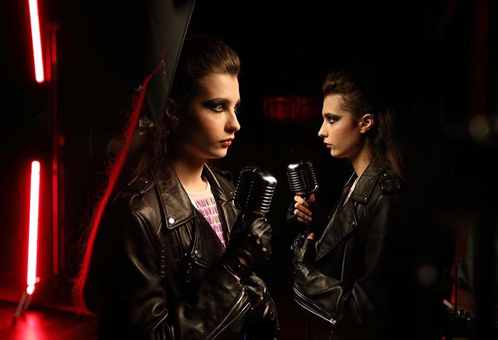 Николь Косинская в фильме Марш утренней зари