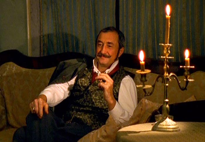 Николай Колчицкий в фильме Азазель