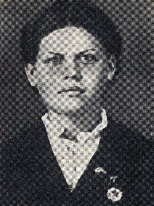 Нина Иванцова в молодости