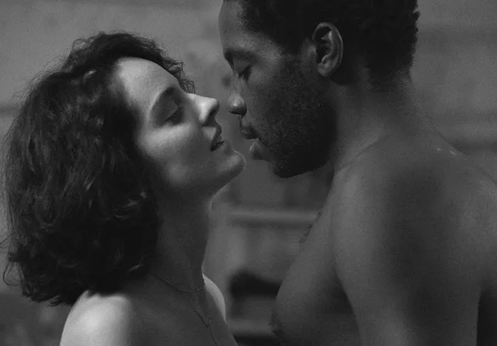 Ноэми Мерлан в фильме Париж 13-й округ