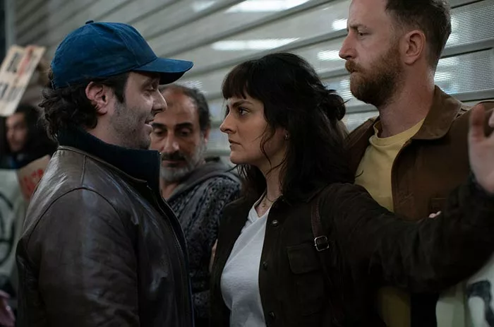 Ноэми Мерлан в фильме Шопоголики