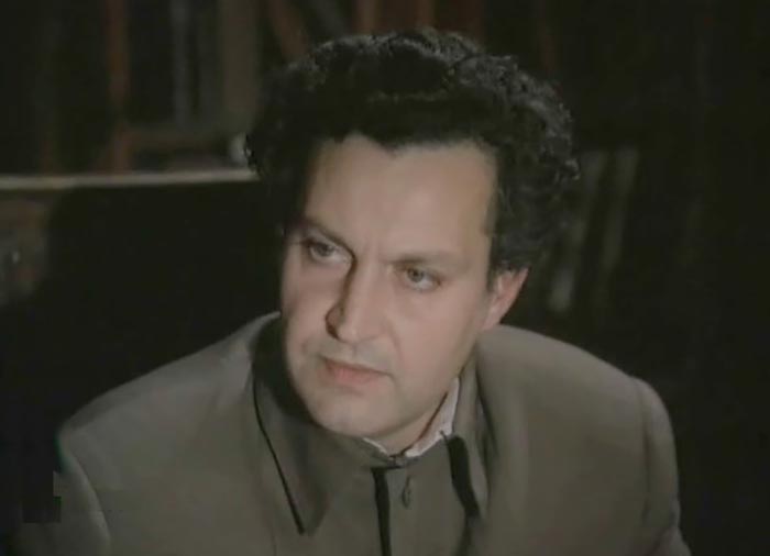 Олег Белонучкин в роли Валериана Куйбышева