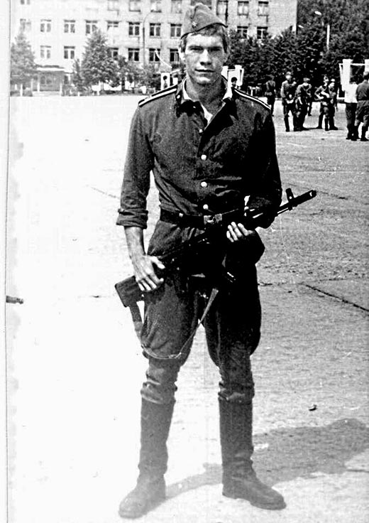 Олег Царев в молодости