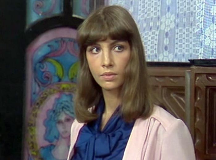 Ольга Илюхина в фильме-спектакле Ложь на длинных ногах