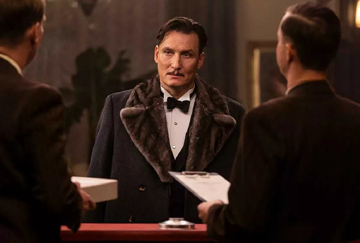 Оливер Мазуччи в фильме Королевская игра