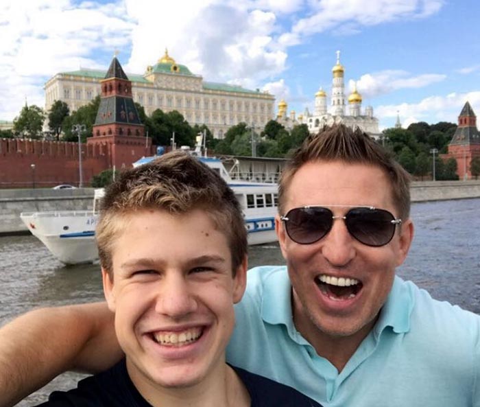 Павел Лычников с сыном