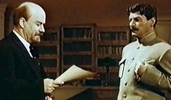 Павел Молчанов в фильме Незабываемый 1919 год