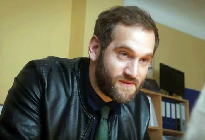 Павел Рязанов в сериале Сыщицы