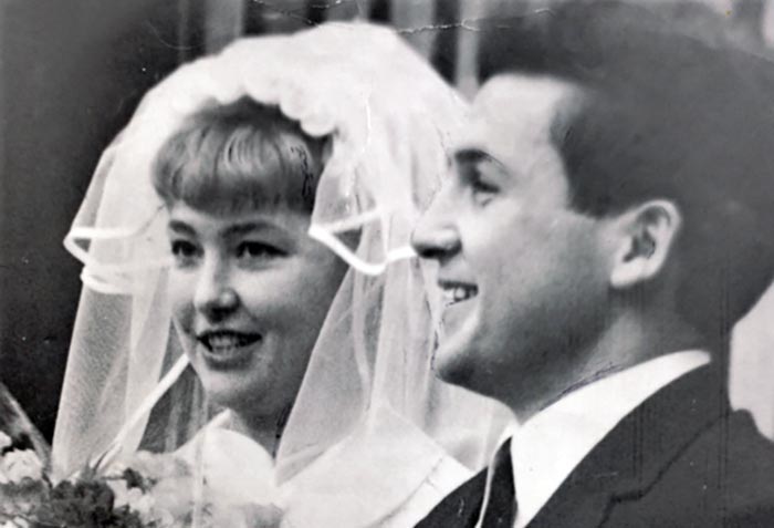 Петр Климук с женой